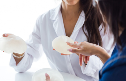 mastopexia con implantes
